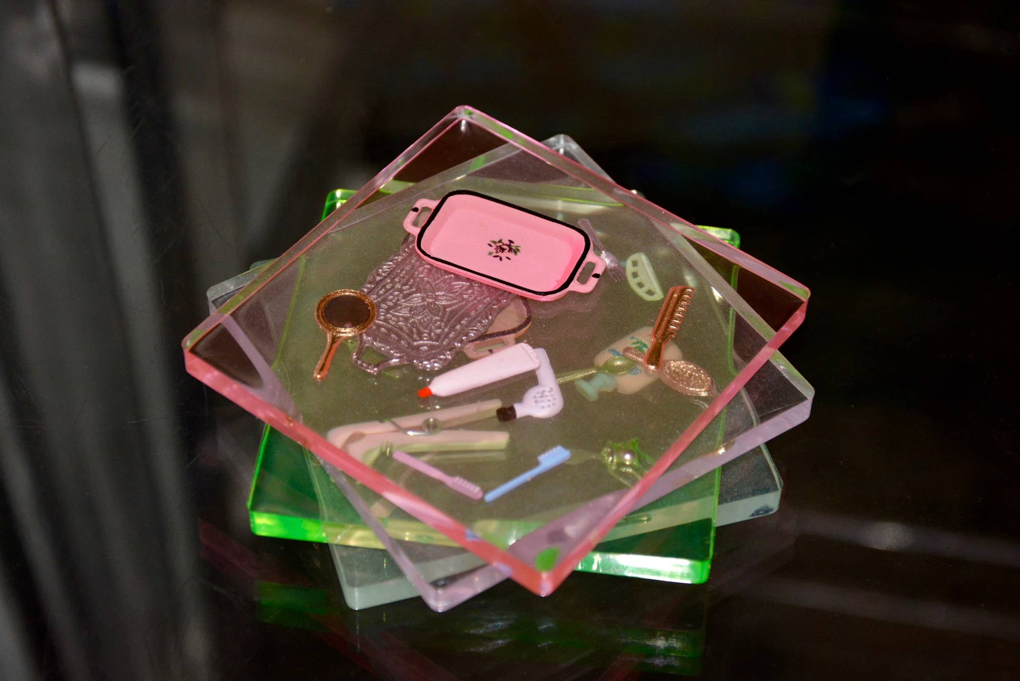 ACRYLIC TINTED DOLLHOUSE COASTER SET